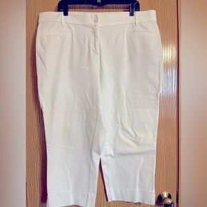 White dress capri pants